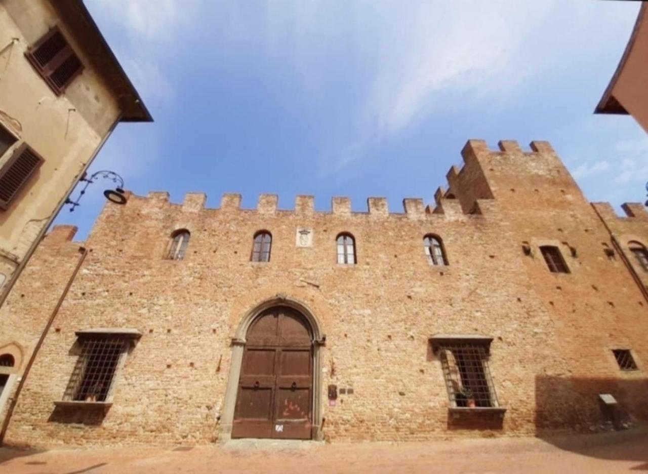Palazzo Stiozzi Ridolfi Apartment Certaldo Luaran gambar